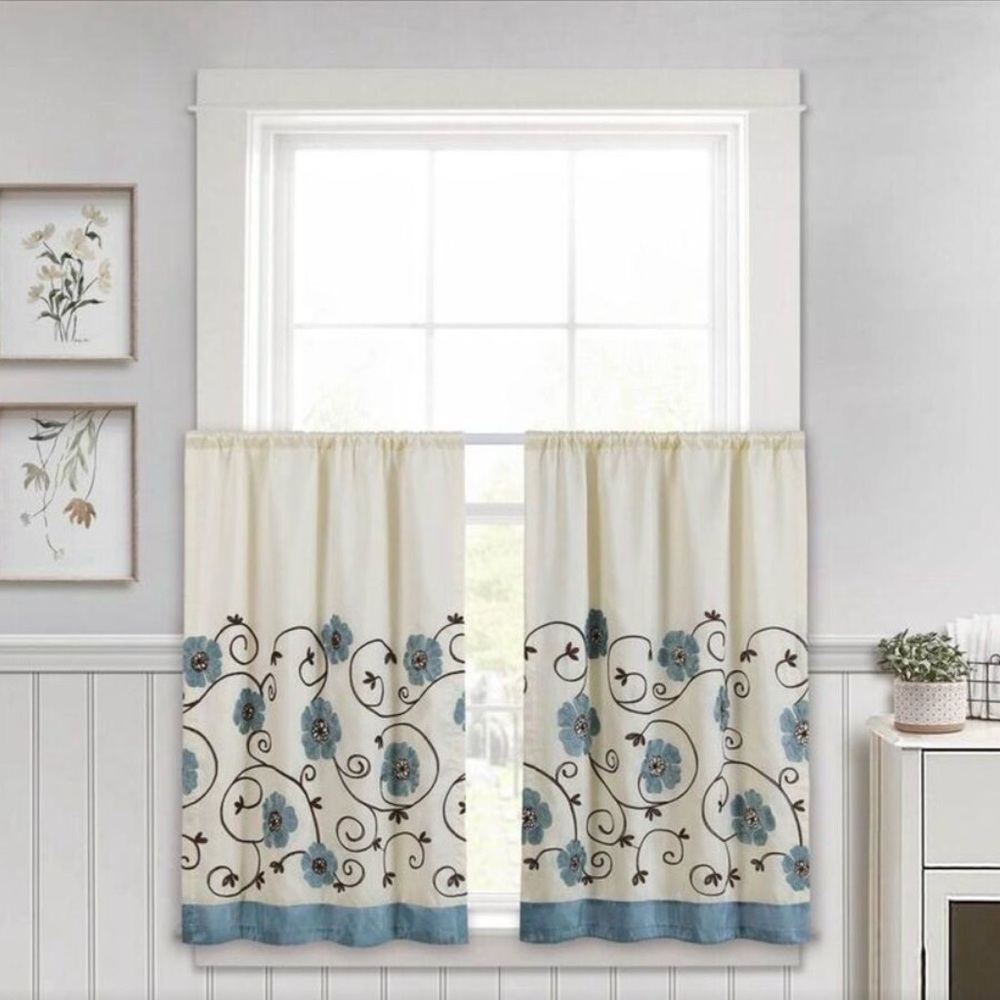New! Royal Garden Curtains by Lush Decor